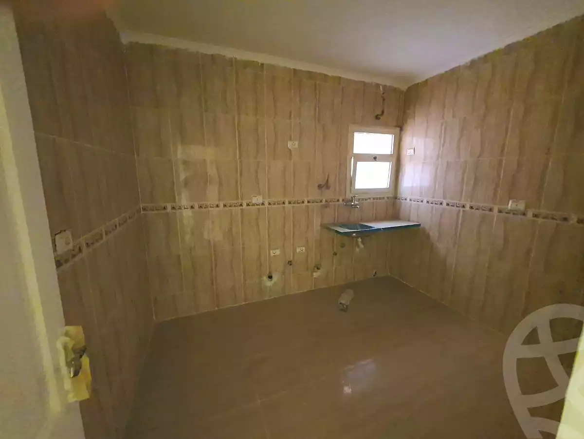 https://aqarmap.com.eg/en/listing/7029633-for-sale-cairo-new-cairo-compounds-kemet-compound