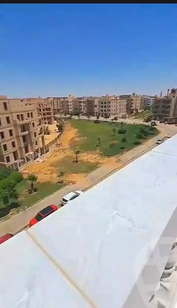 https://aqarmap.com.eg/ar/listing/7029847-for-sale-cairo-el-shorouk-lmntq-lthmn-neighbourhood-3