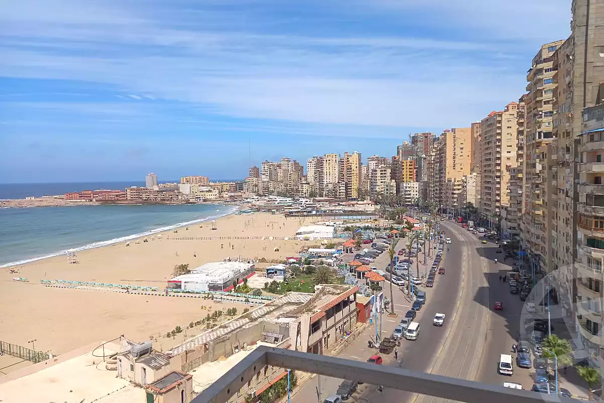 https://aqarmap.com.eg/ar/listing/7030076-for-sale-alexandria-bahray-el-anfoshy-al-gomrok-al-kadem-st