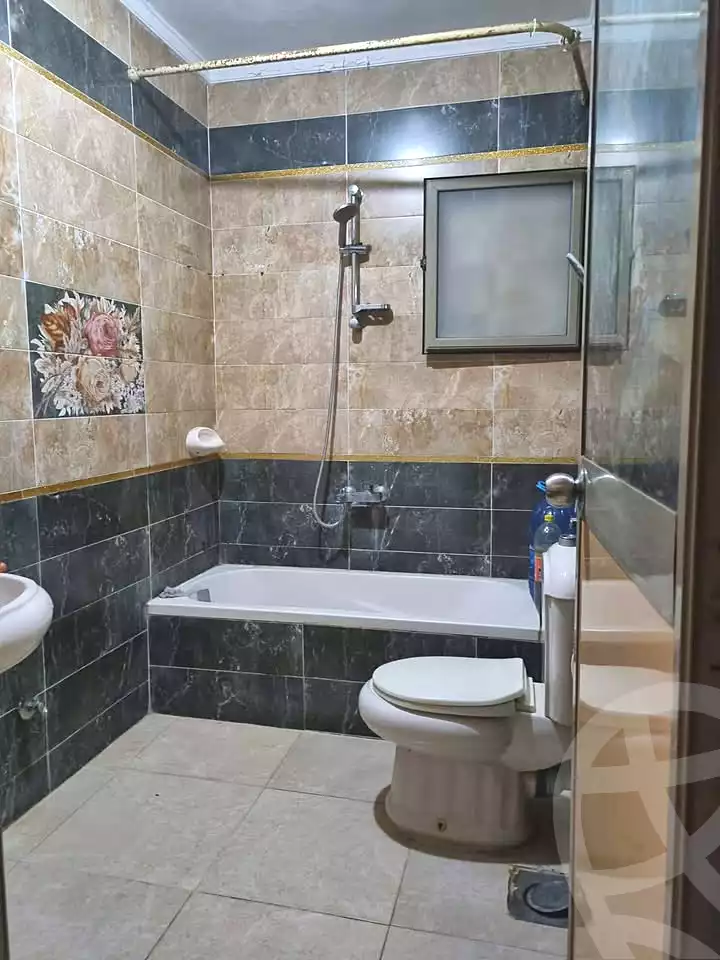 https://aqarmap.com.eg/en/listing/7030230-for-sale-alexandria-sydy-bshr-sydy-bshr-bhry