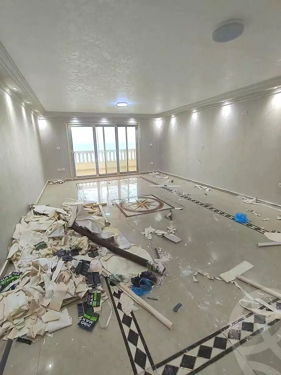 https://aqarmap.com.eg/ar/listing/7030419-for-sale-alexandria-el-asafra-l-sfr-bhry-el-geish-rd