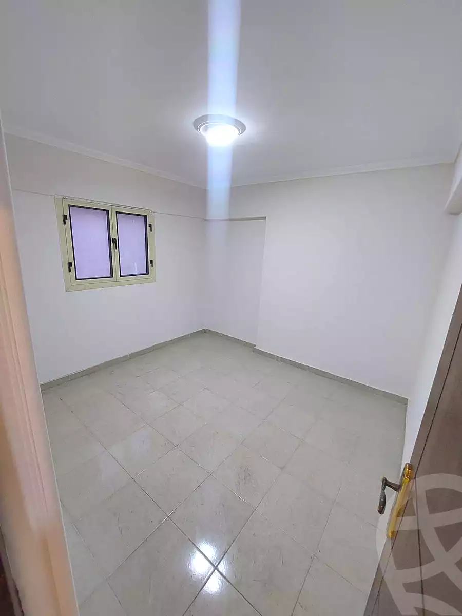 https://aqarmap.com.eg/ar/listing/7030656-for-sale-alexandria-sydy-bshr-sydy-bshr-bhry-shr-mhmd-njyb