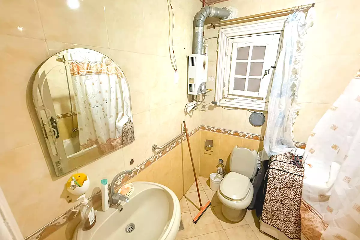 https://aqarmap.com.eg/en/listing/7032210-for-sale-alexandria-smouha-el-nasr-st