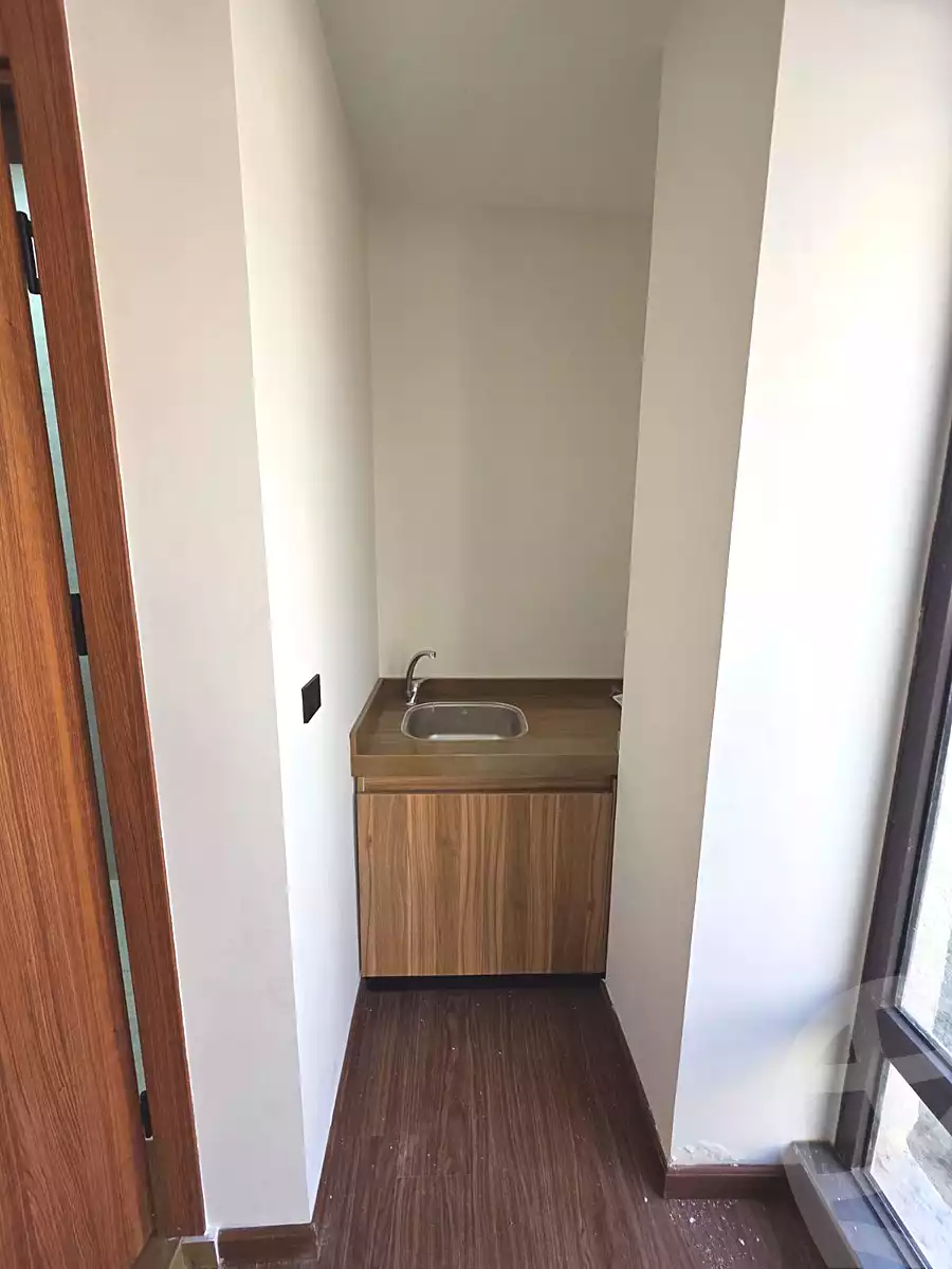 https://aqarmap.com.eg/ar/listing/7032299-for-rent-cairo-new-cairo-compounds-district-5-d-park-district-5-compound-marakez