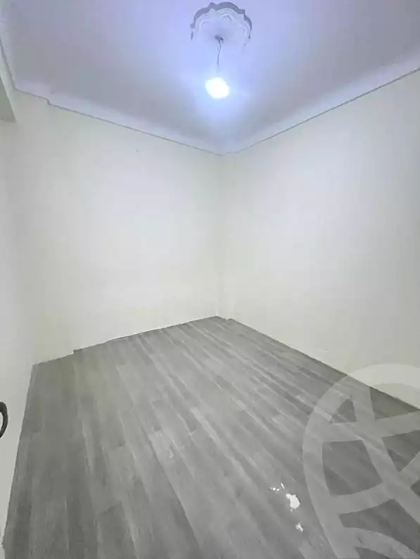 https://aqarmap.com.eg/en/listing/7033008-for-sale-alexandria-lsywf-el-falki