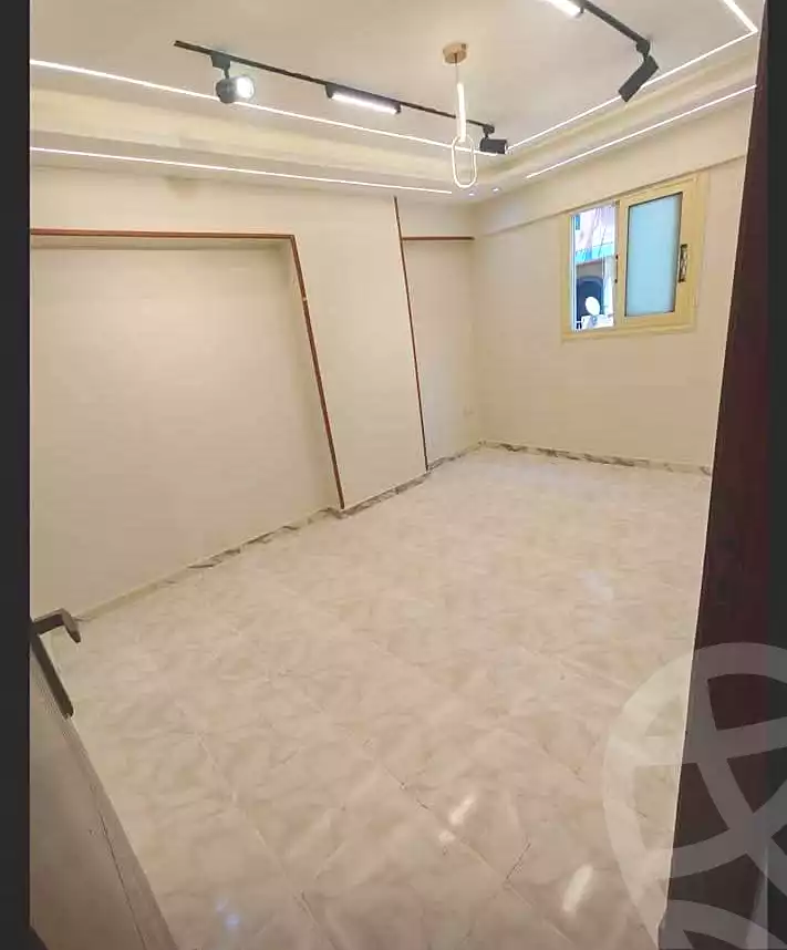 https://aqarmap.com.eg/en/listing/7033074-for-sale-alexandria-al-agamy-el-hanouvel-kasr-al-quiri-st-1