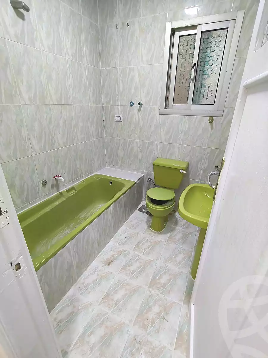 https://aqarmap.com.eg/ar/listing/7033324-for-sale-alexandria-al-agamy-shataa-el-nakheel