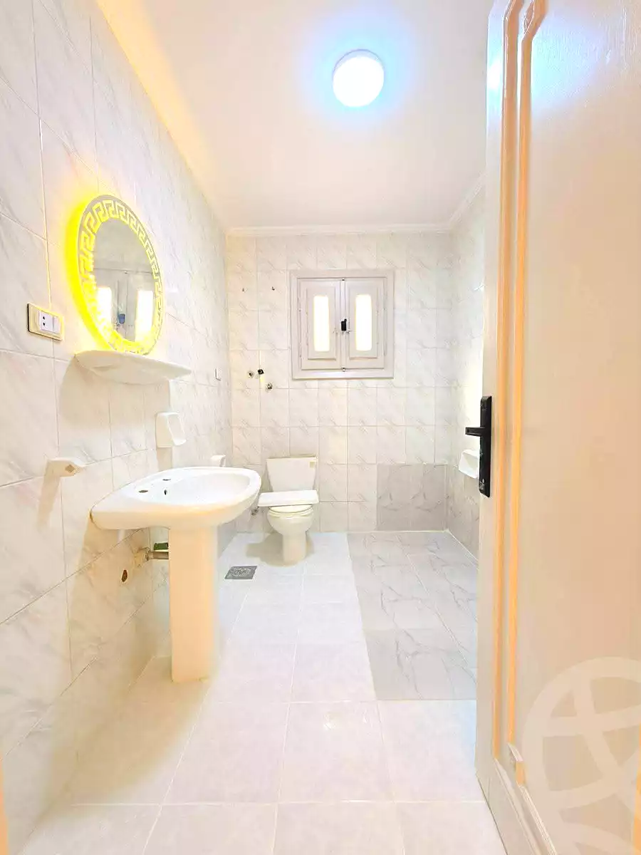 https://aqarmap.com.eg/en/listing/7033342-for-sale-alexandria-al-agamy-shataa-el-nakheel