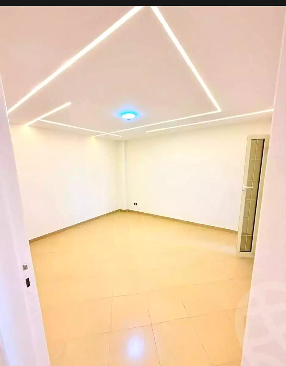 https://aqarmap.com.eg/ar/listing/7033367-for-sale-alexandria-miami-el-gaish-rd-st