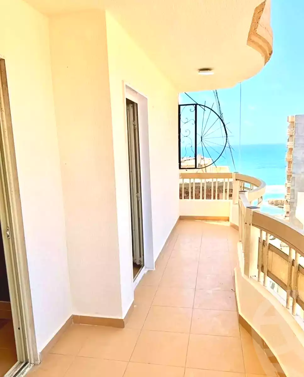 https://aqarmap.com.eg/ar/listing/7033367-for-sale-alexandria-miami-el-gaish-rd-st
