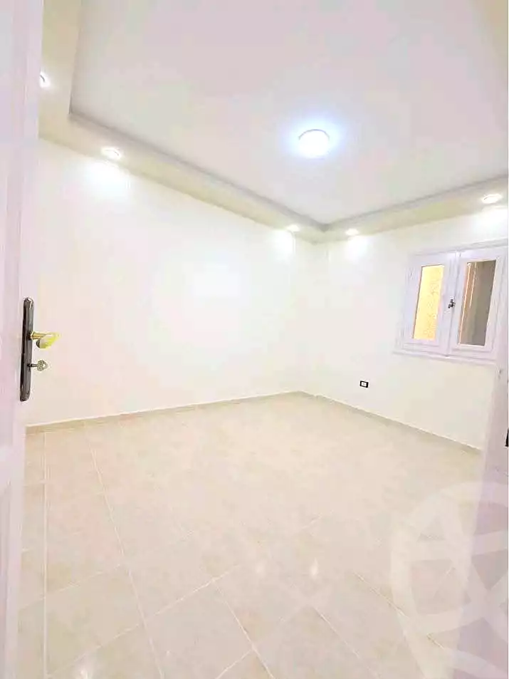 https://aqarmap.com.eg/ar/listing/7033401-for-sale-alexandria-al-agamy-shataa-el-nakheel-street-45