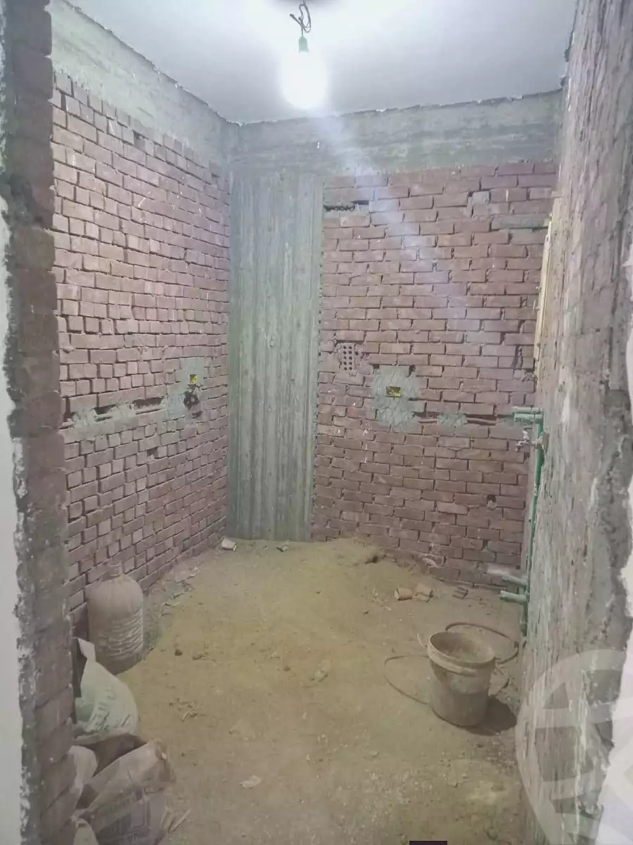 https://aqarmap.com.eg/en/listing/7033724-for-sale-cairo-helwan-hadayek-helwan-el-eshrein-st