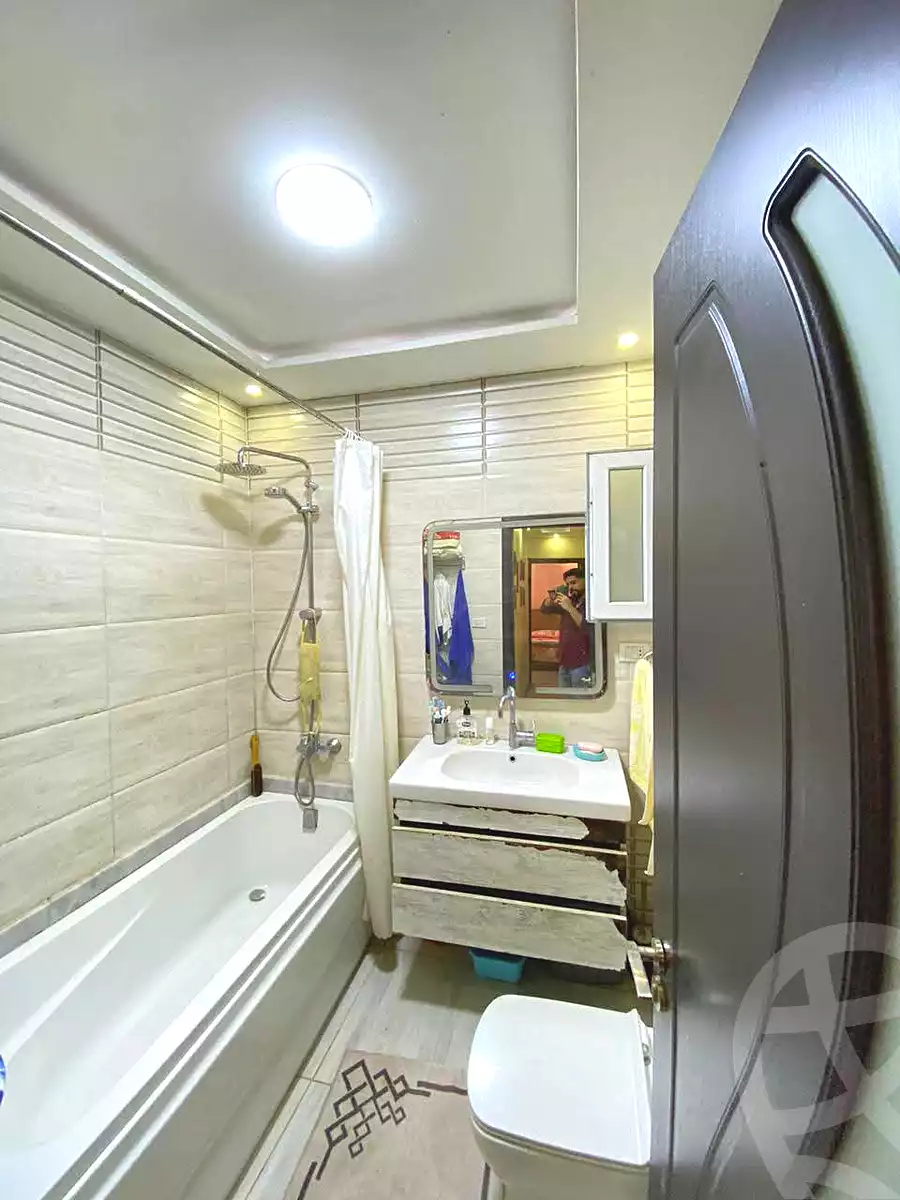 https://aqarmap.com.eg/ar/listing/7033829-for-sale-alexandria-al-agamy-lbytsh-bianchiii