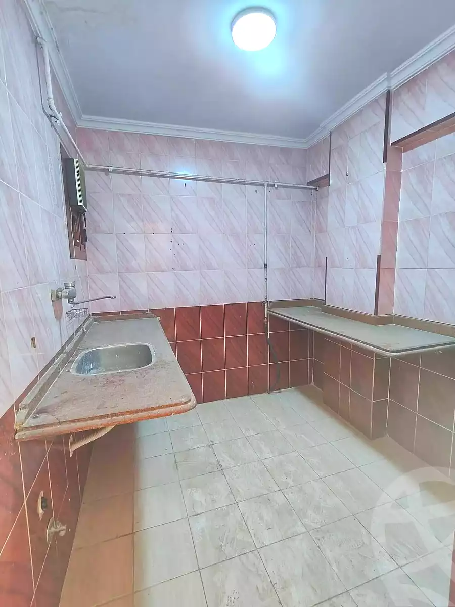 https://aqarmap.com.eg/ar/listing/7034175-for-sale-alexandria-miami-shr-jml-bd-lnsr