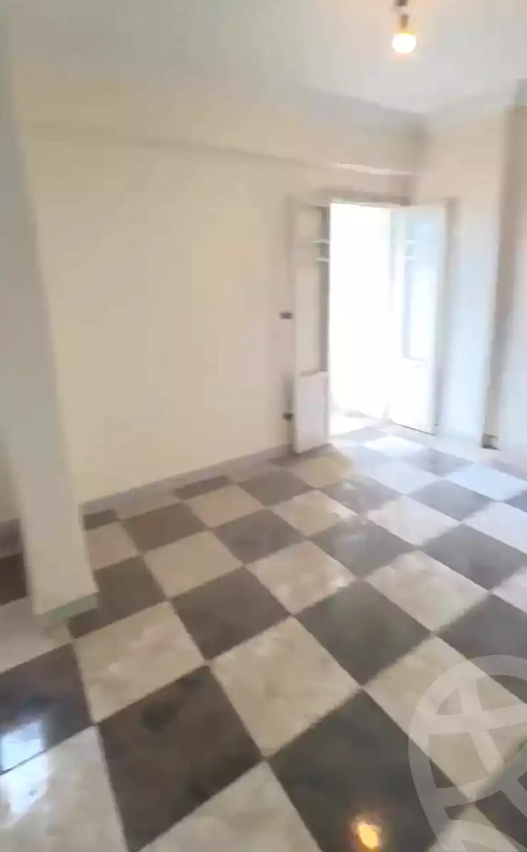 https://aqarmap.com.eg/ar/listing/7034170-for-sale-alexandria-el-asafra-shr-45
