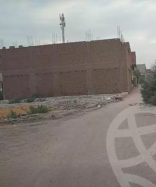 https://aqarmap.com.eg/ar/listing/7034264-for-sale-cairo-helwan-hadayek-helwan-nile-corniche-st