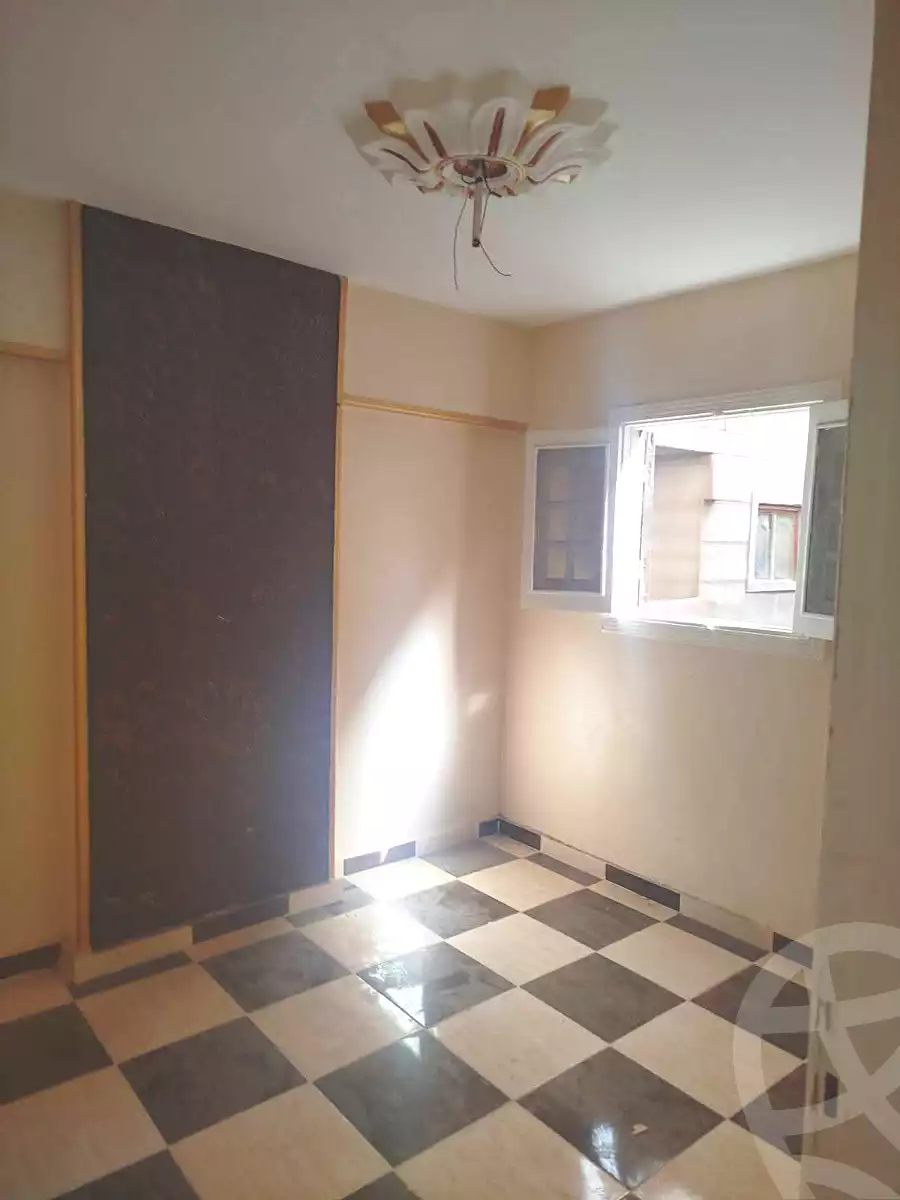 https://aqarmap.com.eg/en/listing/7034279-for-sale-alexandria-al-agamy-el-hanouvel-el-warsha-st