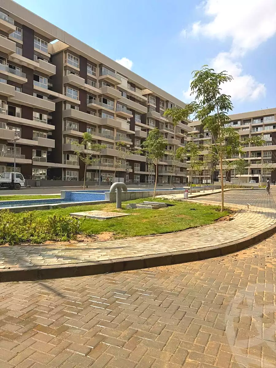 https://aqarmap.com.eg/ar/listing/7034372-for-sale-cairo-new-administrative-capital-r7-scenario