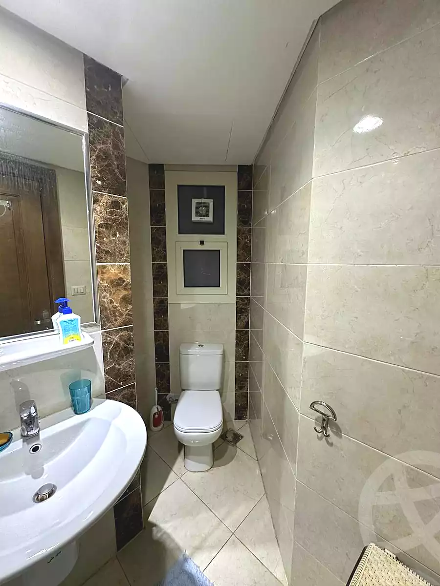 https://aqarmap.com.eg/en/listing/7034591-for-rent-cairo-new-cairo-compounds-nyoum-nyw-kyrw