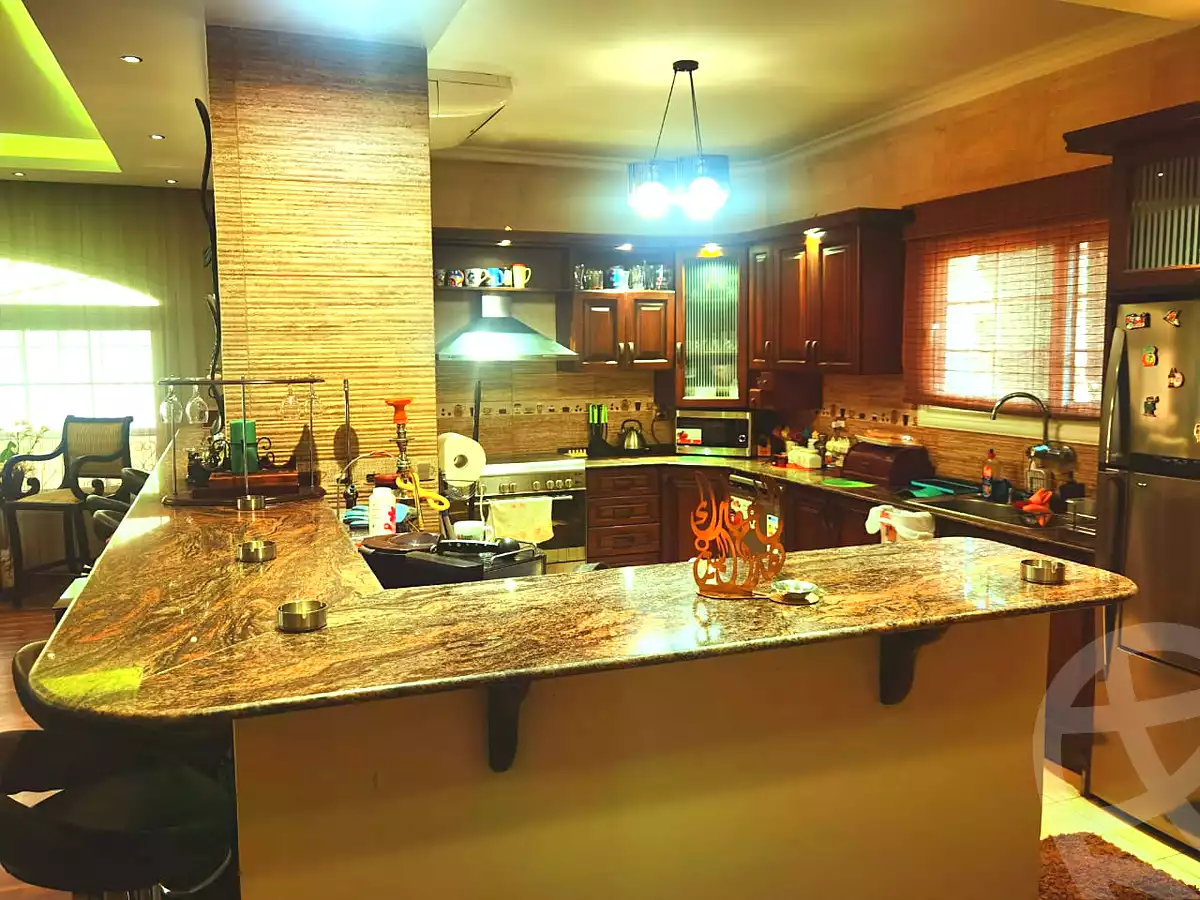 https://aqarmap.com.eg/ar/listing/7034767-for-sale-cairo-new-cairo-compounds-golden-heights-2