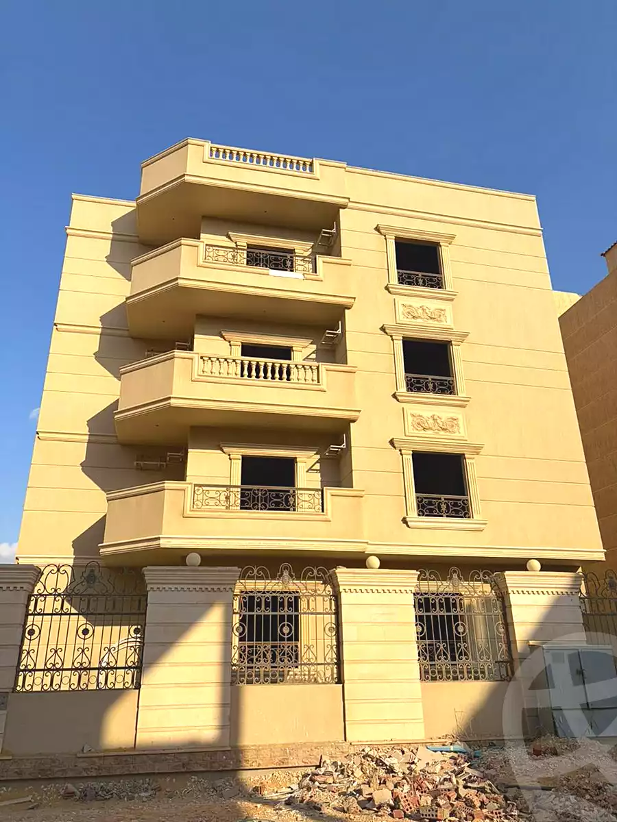 https://aqarmap.com.eg/ar/listing/7034790-for-sale-cairo-new-cairo-compounds-mothaqafeen-el-maadi-compound-alfa