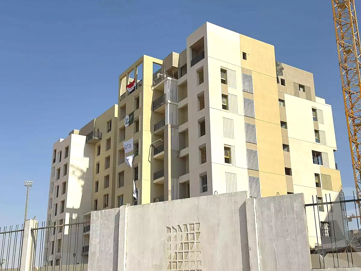 https://aqarmap.com.eg/ar/listing/7034815-for-sale-cairo-new-cairo-6th-settlement-compounds-golf-town-compound-modon