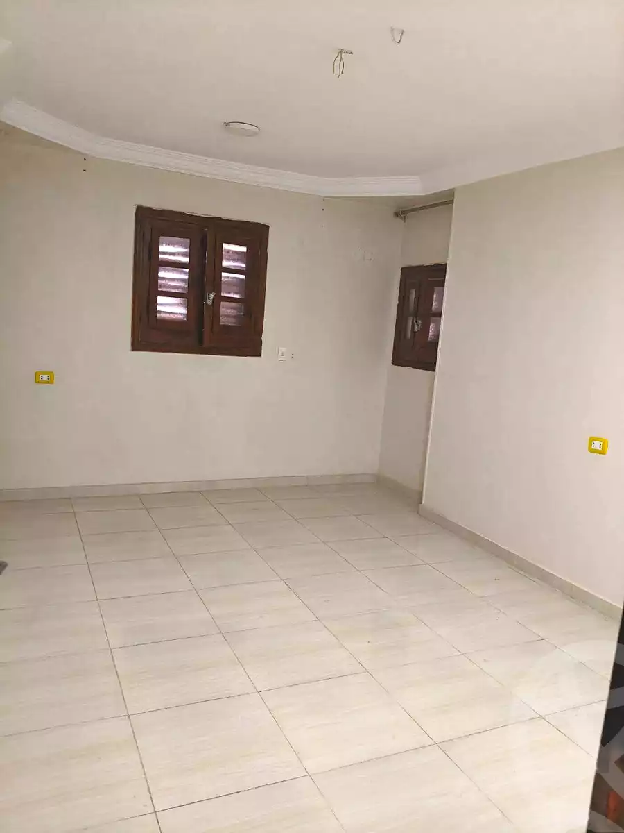 https://aqarmap.com.eg/en/listing/7034914-for-sale-cairo-helwan-el-shareaa-el-sharby-st
