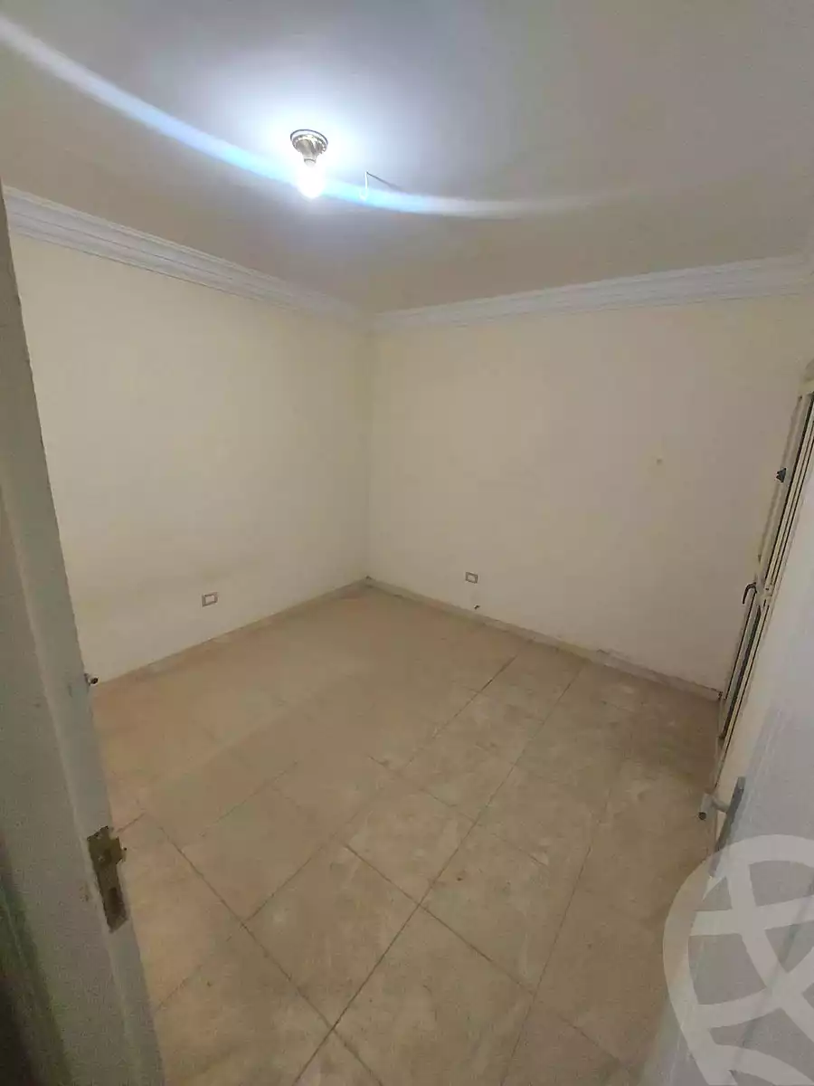 https://aqarmap.com.eg/en/listing/7035384-for-rent-cairo-helwan-sherif-st