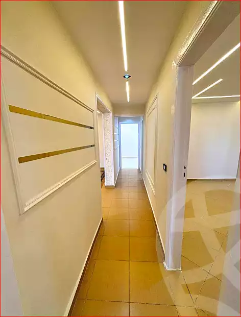 https://aqarmap.com.eg/ar/listing/7035498-for-sale-alexandria-miami-el-gaish-rd-st