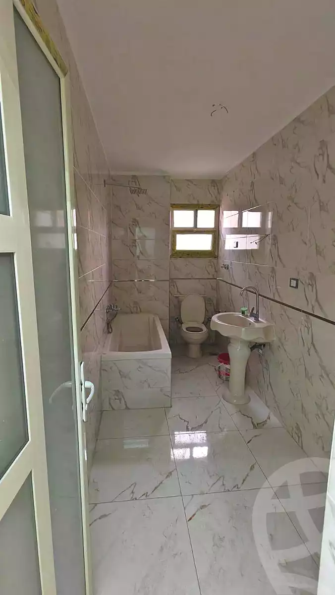 https://aqarmap.com.eg/ar/listing/7035504-for-rent-cairo-helwan-mostafa-fahmy-st