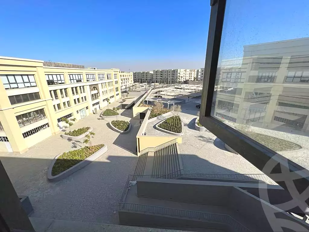 https://aqarmap.com.eg/ar/listing/7036107-for-sale-cairo-new-cairo-compounds-mivida-mivida-business-park-emaar