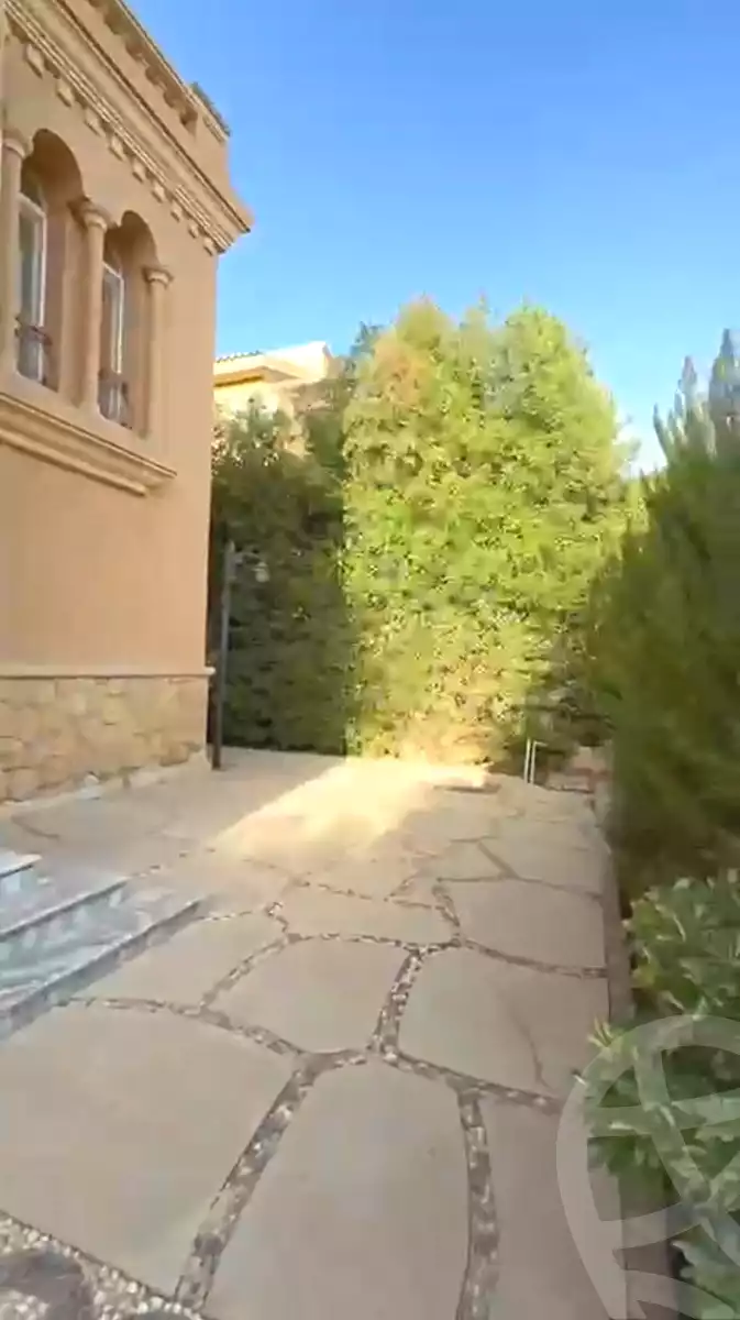 https://aqarmap.com.eg/en/listing/7036108-for-rent-cairo-new-cairo-compounds-byljyw