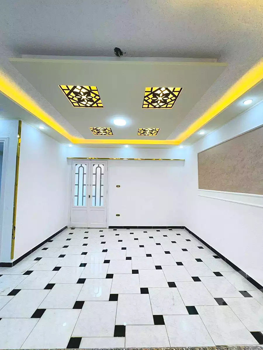https://aqarmap.com.eg/ar/listing/7036490-for-sale-alexandria-al-agamy-shataa-el-nakheel