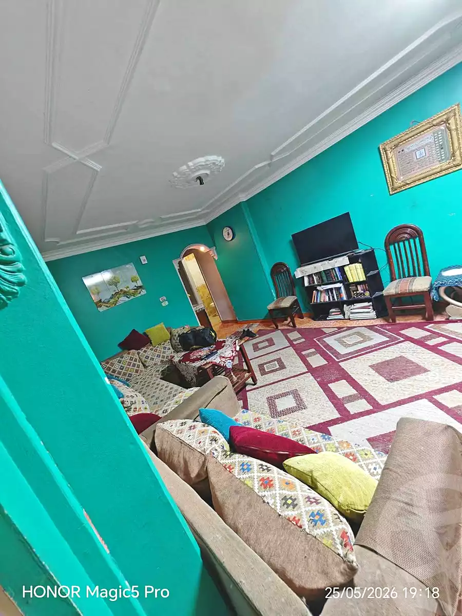 https://aqarmap.com.eg/ar/listing/7036554-for-sale-cairo-helwan-helwan-el-sharkeya-borhan-st