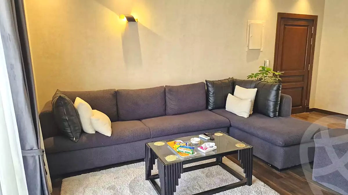https://aqarmap.com.eg/ar/listing/7036718-for-rent-cairo-new-cairo-compounds-hyde-park-centre-ville-hyde-park