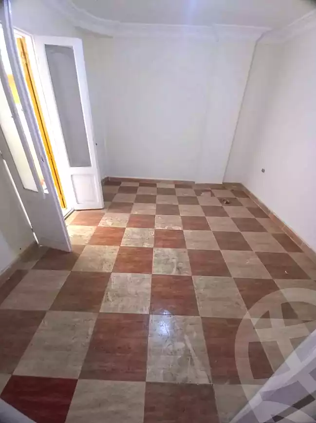 https://aqarmap.com.eg/ar/listing/7037488-for-sale-alexandria-al-agamy-lbytsh-el-saleheen-mosque-st