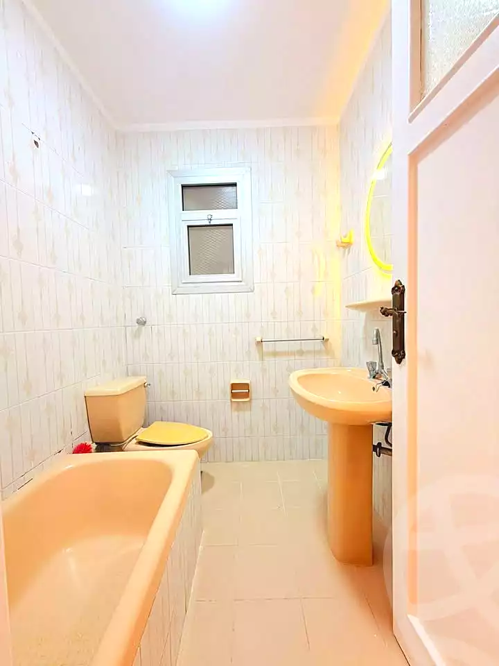 https://aqarmap.com.eg/ar/listing/7037511-for-sale-alexandria-al-agamy-shataa-el-nakheel
