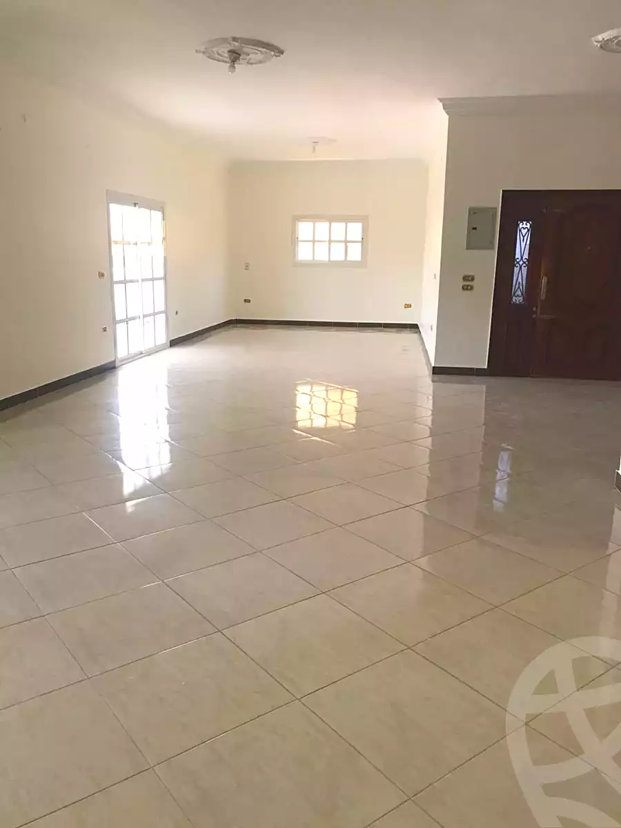 https://aqarmap.com.eg/ar/listing/7037489-for-sale-cairo-new-cairo-el-ahyaa-third-neighborhood-street-1