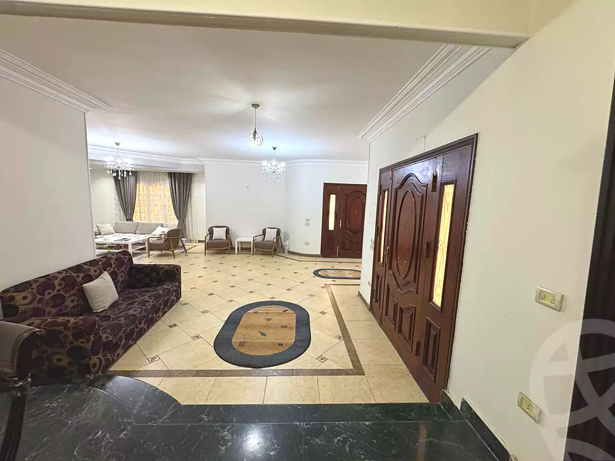 https://aqarmap.com.eg/ar/listing/7037489-for-sale-cairo-new-cairo-el-ahyaa-third-neighborhood-street-1