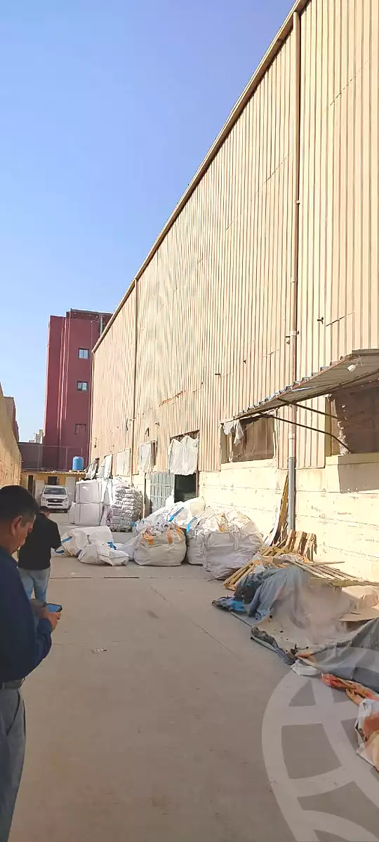 https://aqarmap.com.eg/ar/listing/7037601-for-rent-cairo-new-cairo-el-maantiqah-el-sinaiyyah