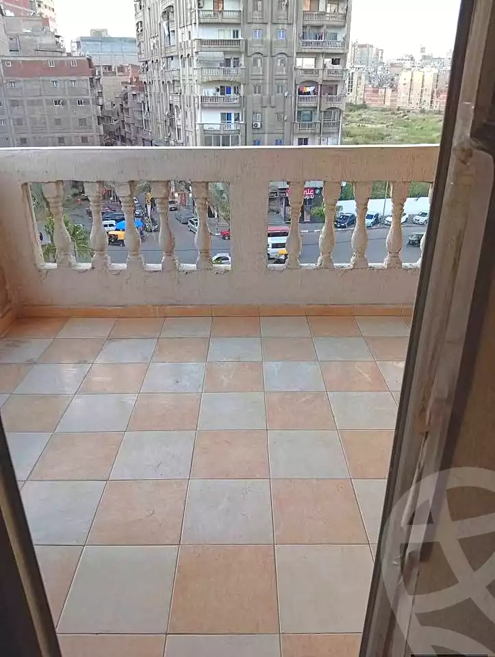 https://aqarmap.com.eg/ar/listing/7037675-for-rent-alexandria-lsywf-mostafa-kamel-st