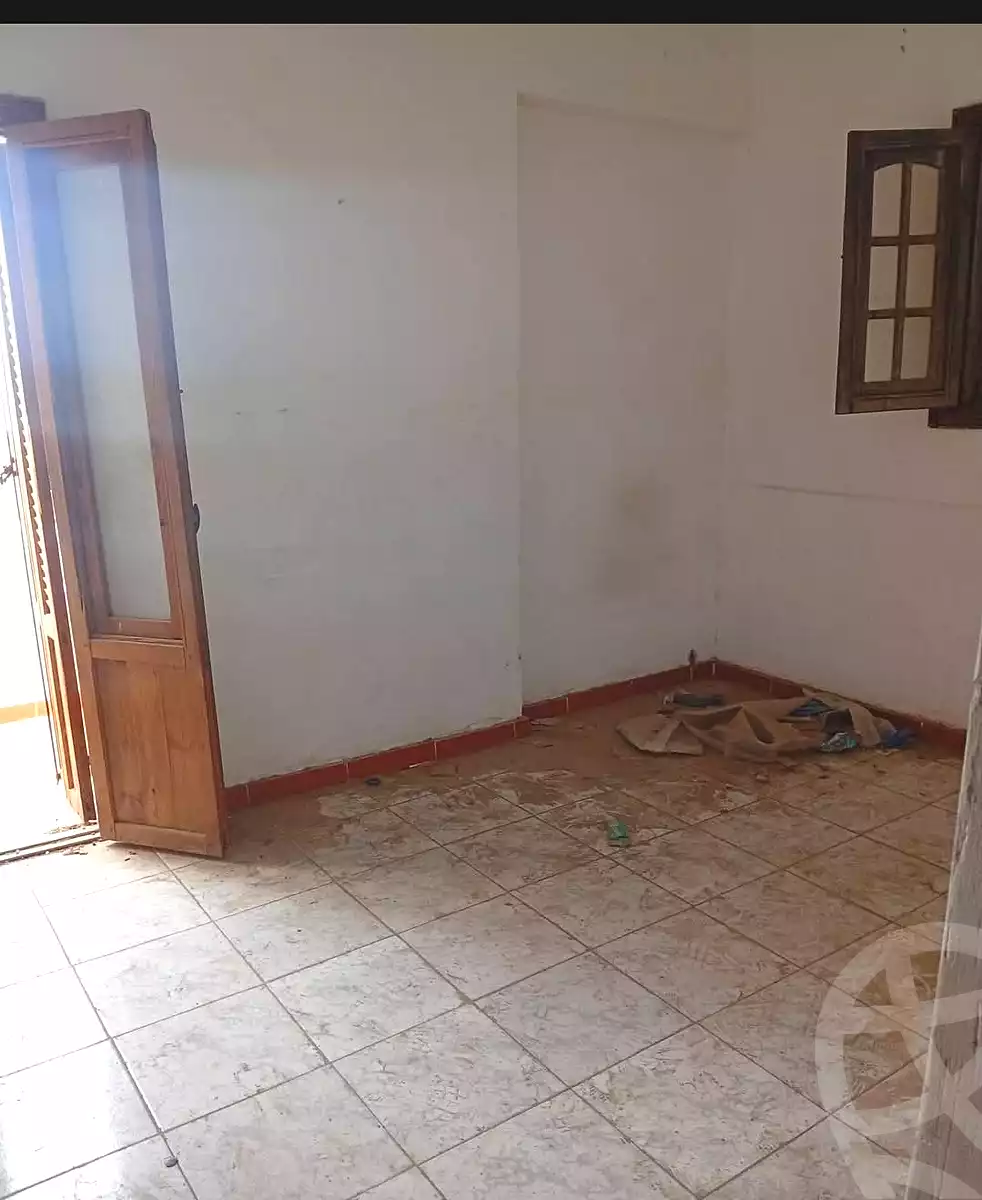 https://aqarmap.com.eg/en/listing/7037848-for-sale-alexandria-sydy-bshr-shr-mlk-hfny