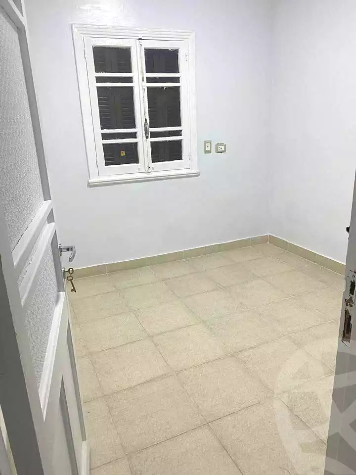 https://aqarmap.com.eg/en/listing/7038101-for-sale-alexandria-moharram-bey