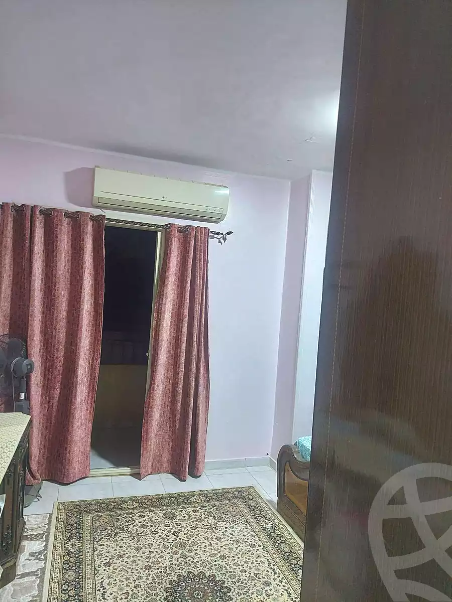 https://aqarmap.com.eg/en/listing/7038080-for-sale-cairo-helwan-ahmed-enci-st