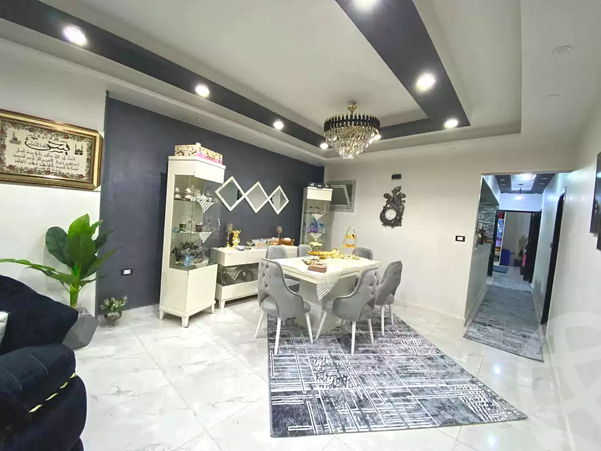 https://aqarmap.com.eg/ar/listing/7038426-for-sale-cairo-nozha-2-el-khamseen-st