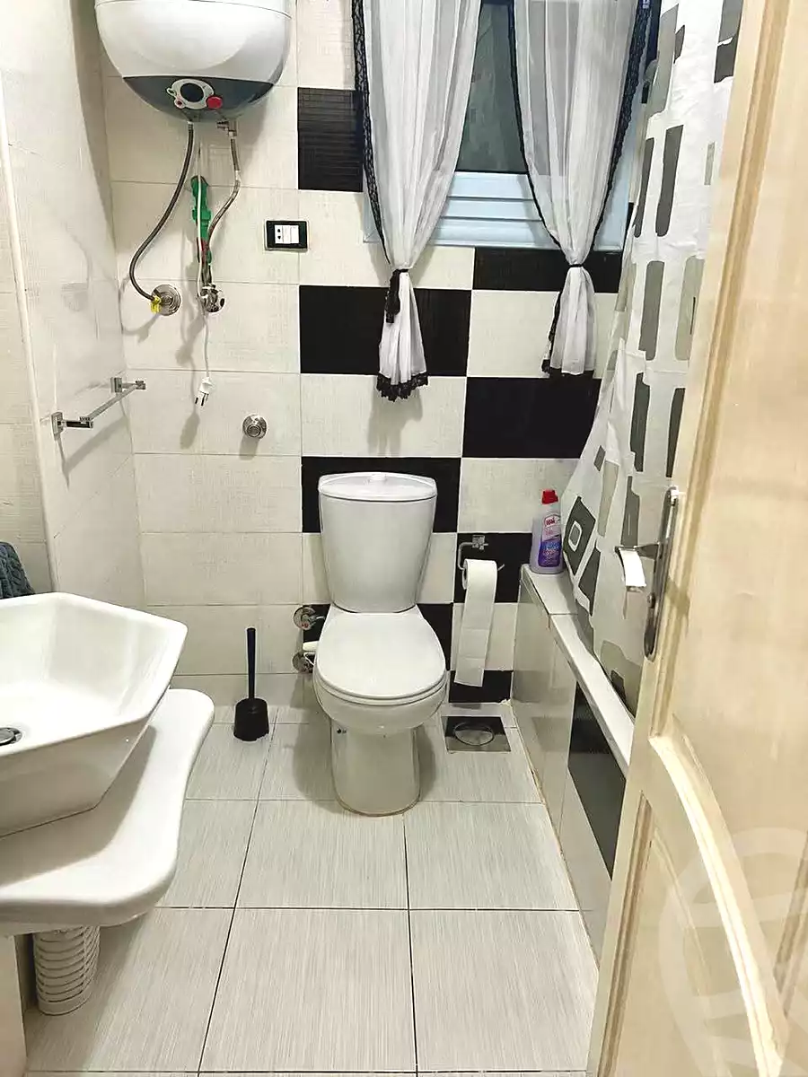 https://aqarmap.com.eg/ar/listing/7038453-for-sale-alexandria-fyktwry-moustafa-al-shater-st