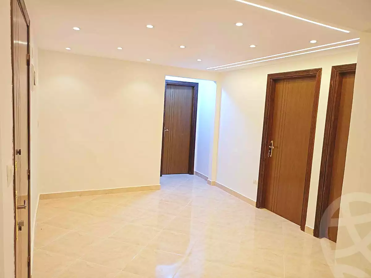 https://aqarmap.com.eg/ar/listing/7038464-for-rent-alexandria-el-asafra-sadiqat-al-ketab-al-moqadas-st