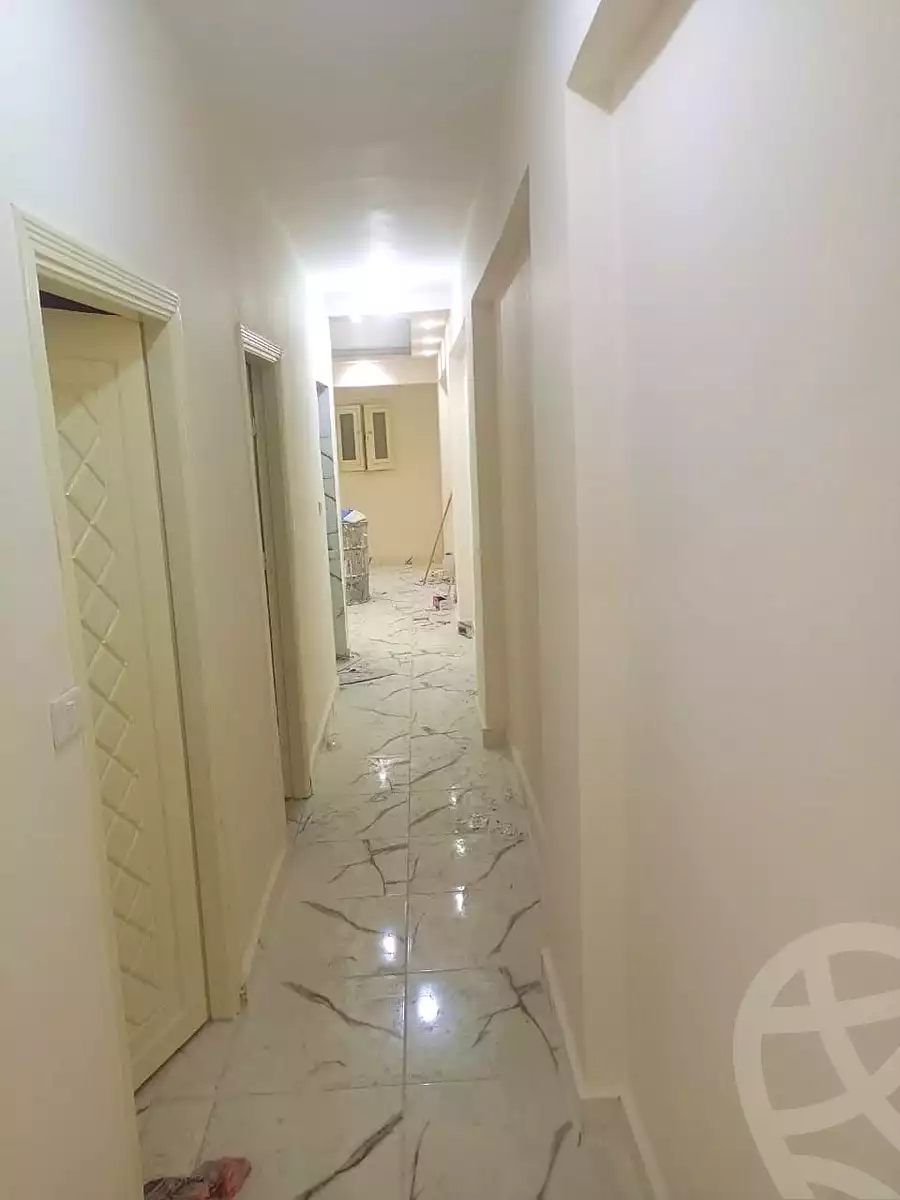https://aqarmap.com.eg/ar/listing/7038626-for-rent-alexandria-al-agamy-bw-ywsf
