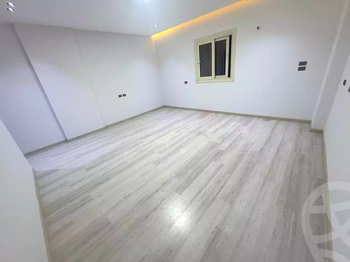 https://aqarmap.com.eg/ar/listing/7038873-for-sale-cairo-new-cairo-el-lotus-lotus-north-lmntq-lthny-llwts-lshmly