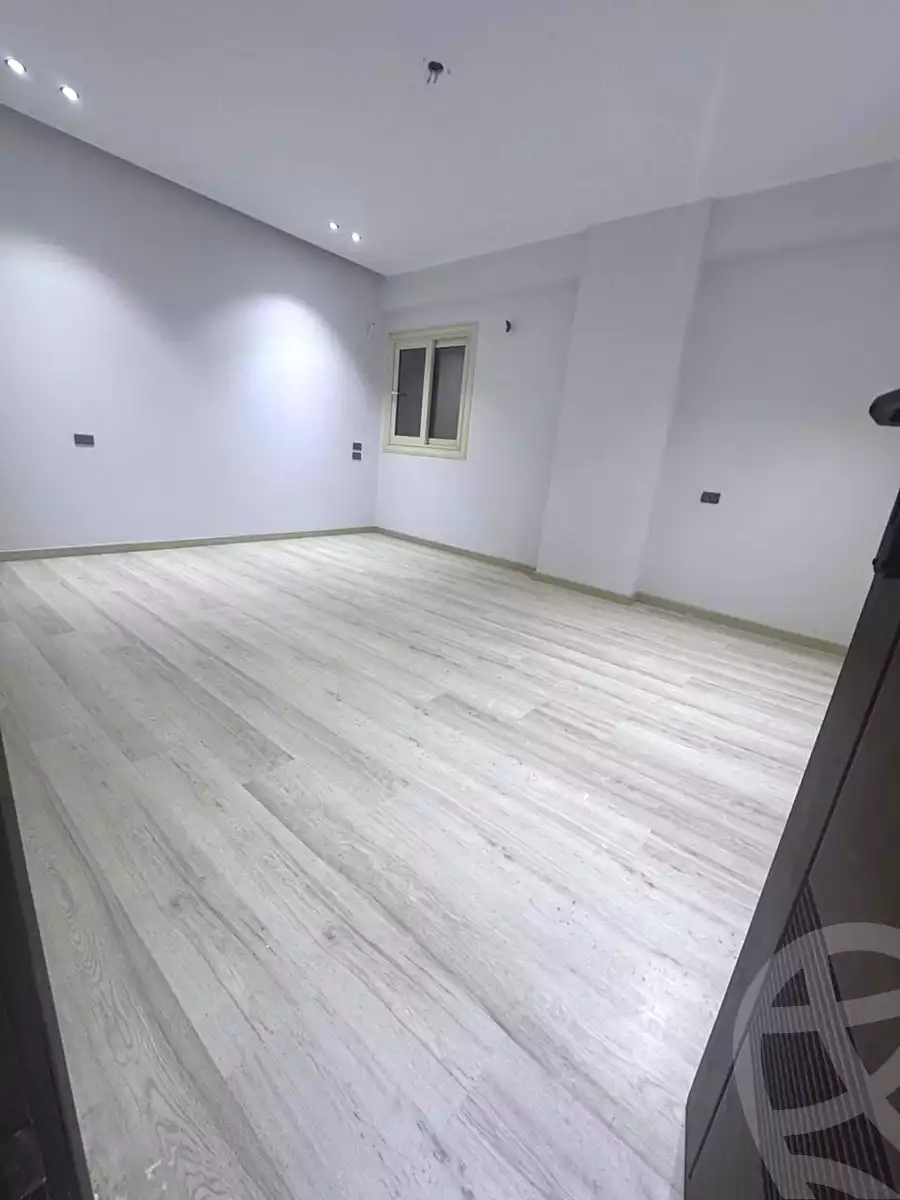 https://aqarmap.com.eg/ar/listing/7038873-for-sale-cairo-new-cairo-el-lotus-lotus-north-lmntq-lthny-llwts-lshmly